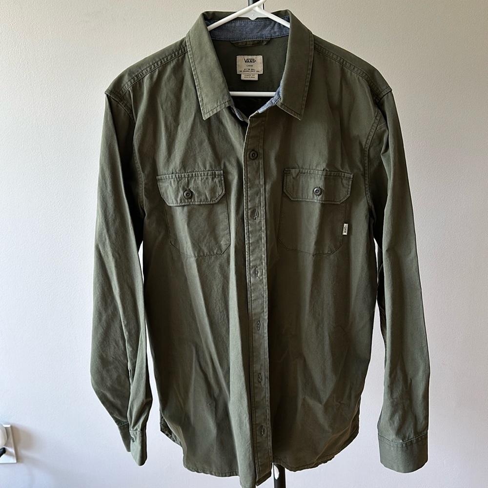 Vans men’s jacket military green size large.